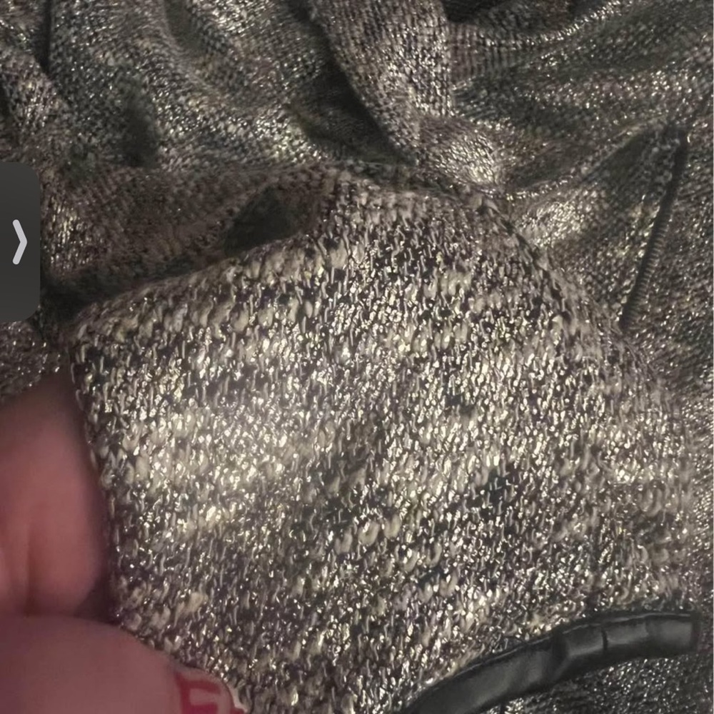 Asymmetrical jacket - Picture 3 of 4